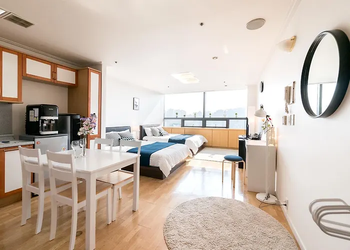 Apartment Willow House Hongdae