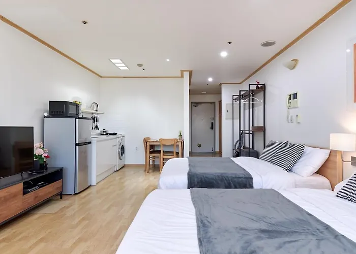 Willow House Hongdae Apartment