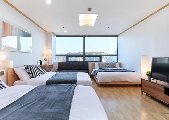 Willow House Hongdae *
