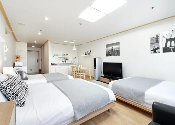 Willow House Hongdae *