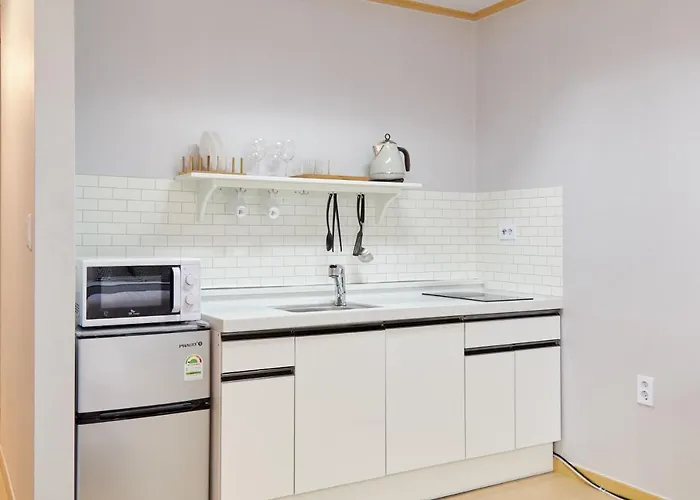 Willow House Hongdae Apartment