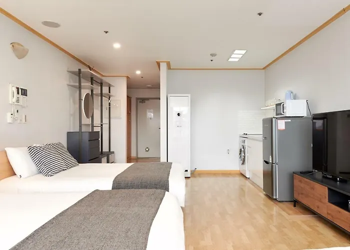 Willow House Hongdae Apartment *
