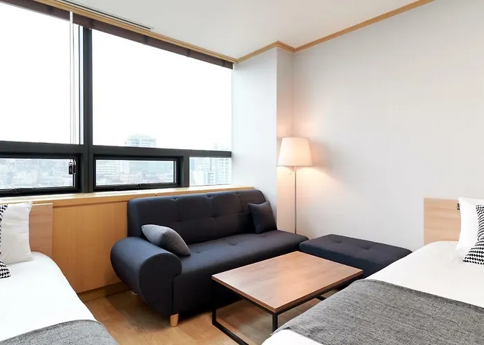 Willow House Hongdae *