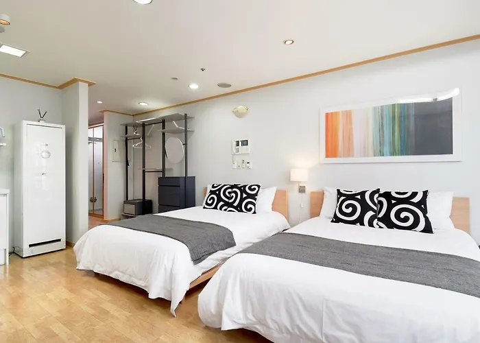 Willow House Hongdae Apartment *