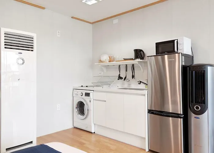 Willow House Hongdae Apartment *